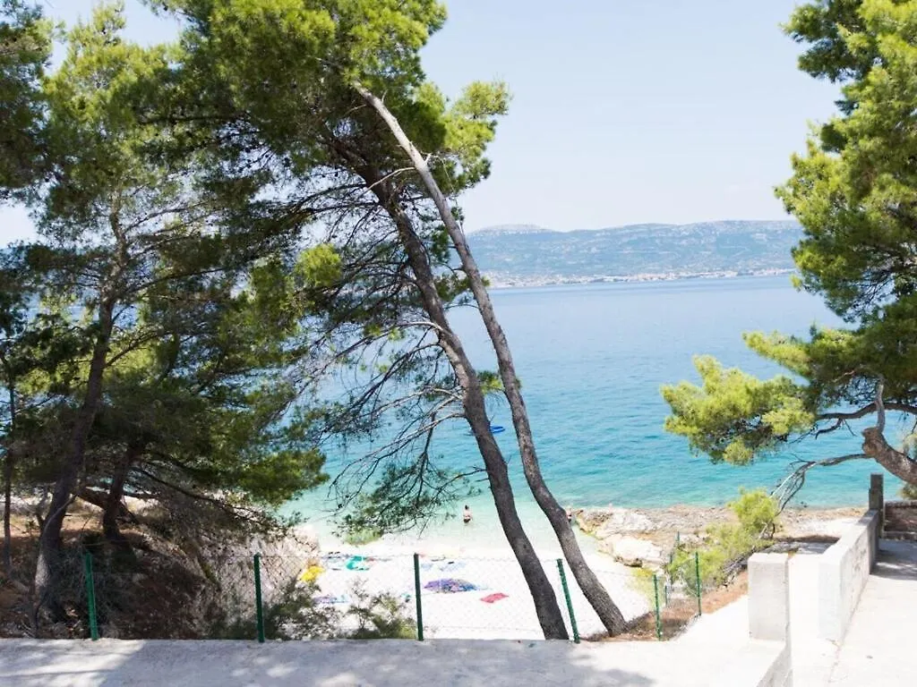 Apartment Villa Rosea Slatine