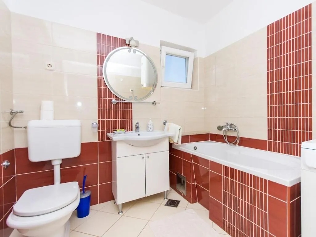 Apartment Villa Rosea Slatine