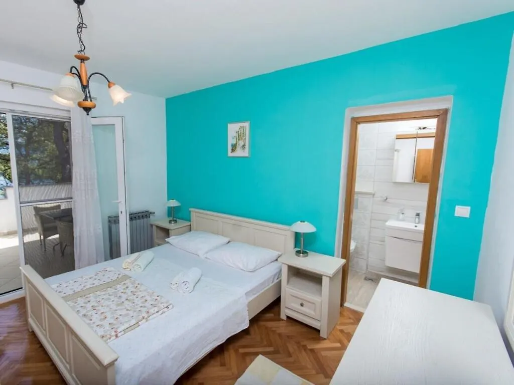 Apartment Villa Rosea Slatine